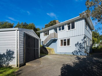 344 Warspite Avenue, Waitangirua, Porirua