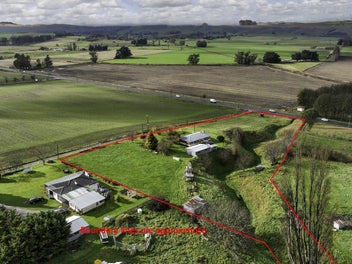 1696 State Highway 2, Hastings
