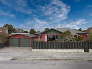 10 Wellington Street, Hampstead, Ashburton