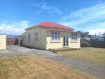 6 Chamberlain Street, Westport, Westport