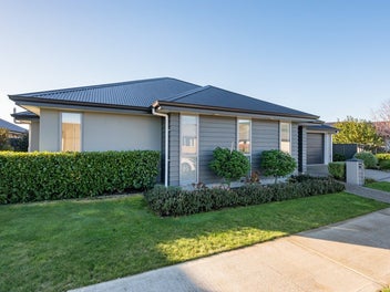 35 Youngberry Drive, Richmond, Richmond
