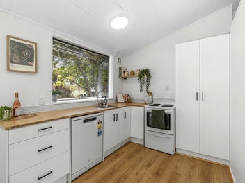 21A Omapere Street, Whitby, Porirua