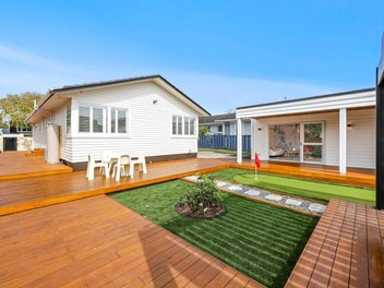 77 Celtic Crescent, Ellerslie, Auckland
