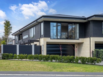 2/908 River Road, Queenwood, Hamilton