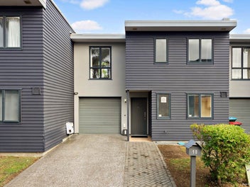 18 Saintly Lane, Avondale, Auckland