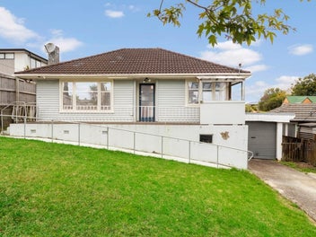54 Vodanovich Road, Te Atatu South, Auckland