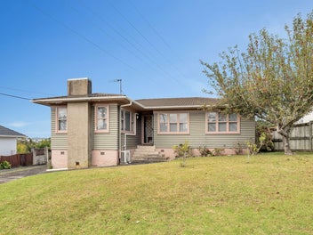 59 Tiroroa Avenue, Te Atatu South, Auckland
