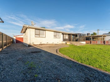 27 Queen Street, Pareora