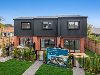 3/97 Atkinson Road, Titirangi, Auckland