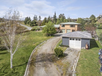 39 Domain Road, Bannockburn, Cromwell