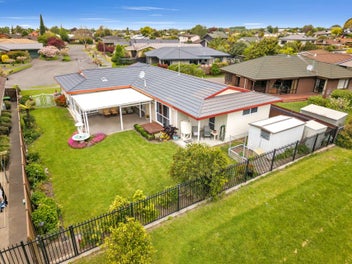 24 Webb Place, Taradale, Napier
