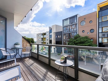 1B/10 Crummer Road, Grey Lynn, Auckland