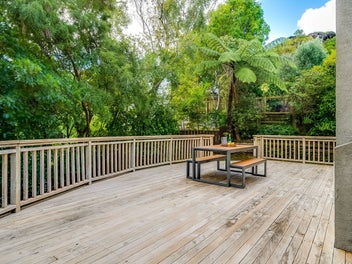 5 Thatcher Crescent, Crofton Downs, Wellington