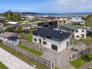 24 Koutunui Road, Athenree, Waihi Beach