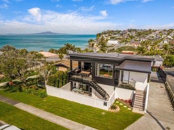 39 Hyde Road, Rothesay Bay, Auckland