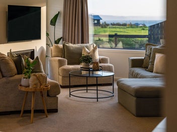 2 Seven Oaks Drive, Taupo