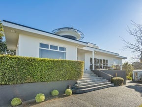 13 Lighthouse Road, Bluff Hill, Napier