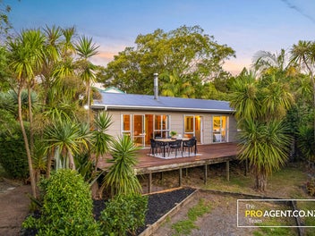 113 Wirihana Road, Titirangi, Auckland