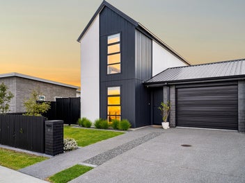 10 Liberty Street, Papamoa