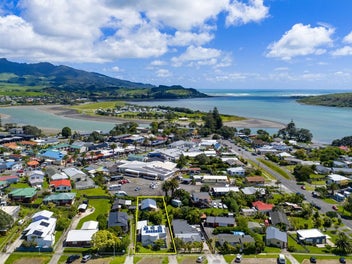 16 James Street, Raglan, Raglan