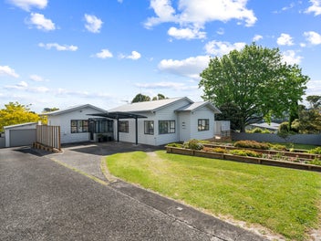 76 Stanley Road, Glenfield, Auckland