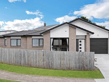 6A Clutha Crescent, Clover Park, Auckland