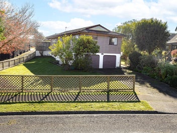 81 Glen Lynne Avenue, Queenwood, Hamilton