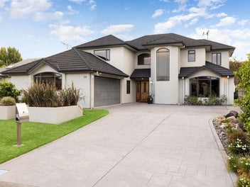 29 Keswick Crescent, Huntington, Hamilton