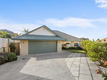 2/12 Pat O'Connor Place, Manurewa, Auckland