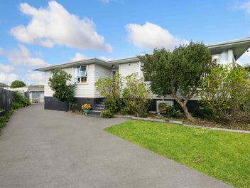 26 Sandbrook Avenue, Otara, Auckland