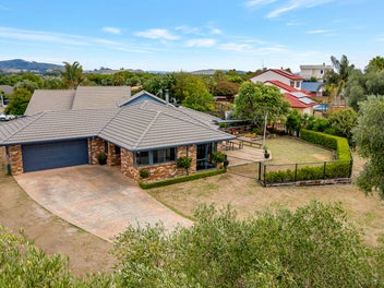 14 Longview Drive, Papamoa Beach, Papamoa