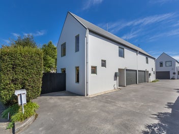 1/11 Crohane Place, Addington, Christchurch