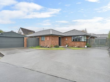 15 Innisfree Place, Northwood, Christchurch