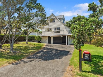 10 Moa Avenue, Oneroa, Waiheke Island