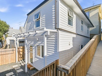 93B Tasman Street, Mount Cook, Wellington