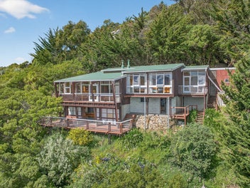 393 Marine Drive, Charteris Bay, Governors Bay