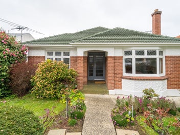 139 Forbury Road, Saint Clair, Dunedin