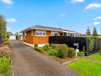 1/4 Waterloo Road, Milford, Auckland