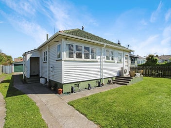 14 Clinkard Avenue, Glenholme, Rotorua