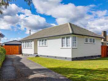 16 Byron Street, Trentham, Upper Hutt
