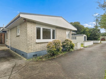 75 Clevedon Road, Papakura, Papakura