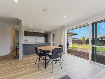 8 Carmine Crescent, Appleby, Richmond