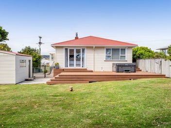 1163 Devon Road, Bell Block, New Plymouth