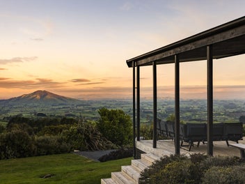 8 Tiwarawara Lane, Puketotara, Te Awamutu