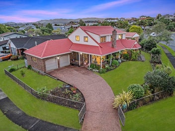 6 Chablis Place, Henderson, Auckland