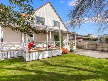 36A Stamford Park Road, Mount Roskill, Auckland