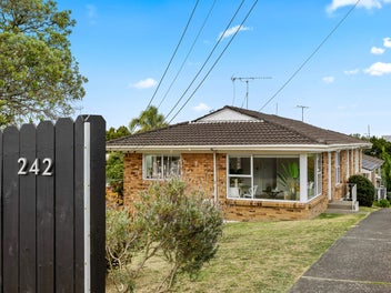 1/242 Onewa Road, Birkenhead, Auckland
