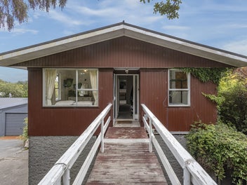 24 Parklands Drive, Huntsbury, Christchurch