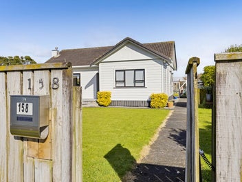 158 Tasman Street, Opunake