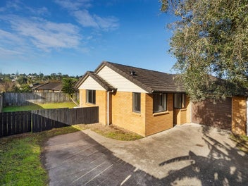 36 Misty Valley Drive, Henderson, Auckland